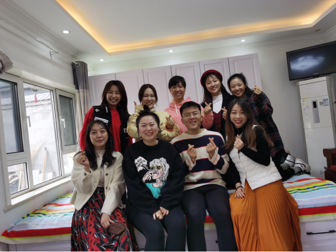 尊龙凯时控股为留顺过节梧桐职员送温暖