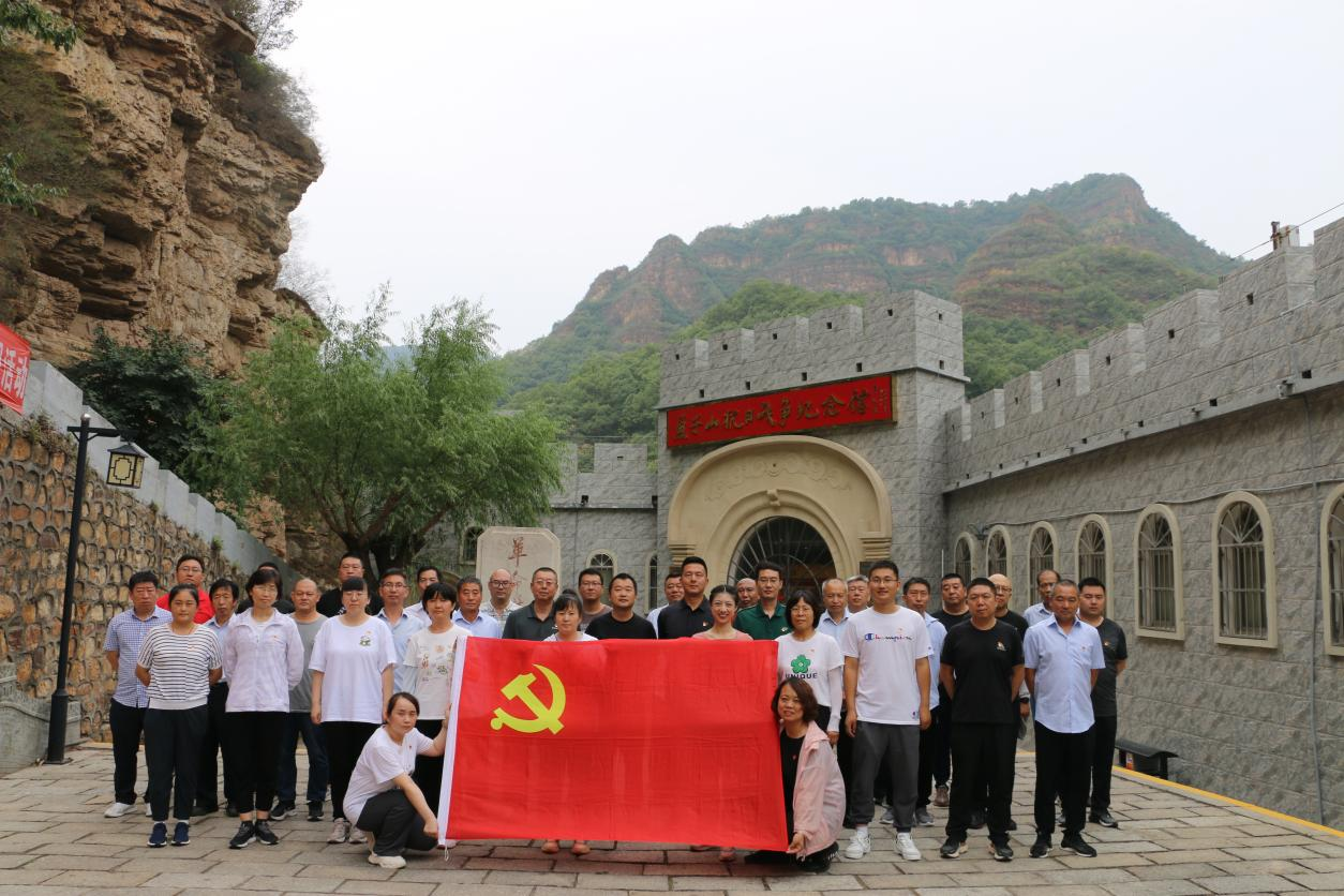 追寻红色影象、弘扬建党精神尊龙凯时顺发开展迎七一主题党日运动