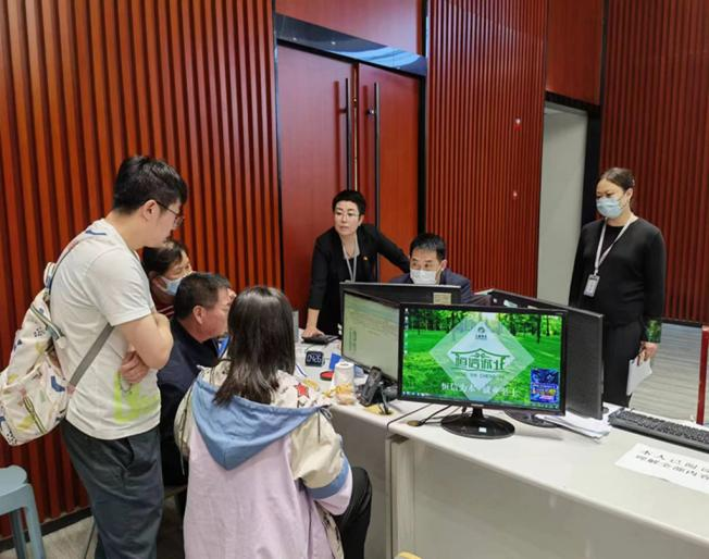 尊龙凯时控股所属恒信诚业公司圆满完成通怀路（昌金路—京平高速公路）蹊径工程（李桥段） 选房事情